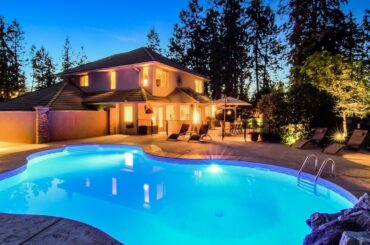 Poolside Paradise with Legal Suite in South East Kelowna! 4163 Mahonia Drive S