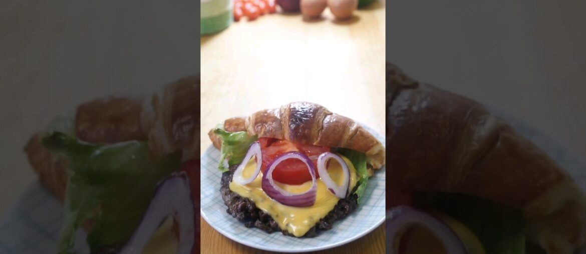 Croissant Burger ! #recette #recettefacile #croissant #food #trending #cooking #recipe