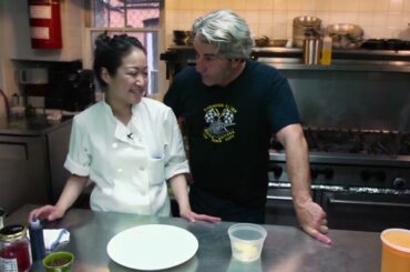 Mike Colameco's Real Food   ROUGE et BLANC