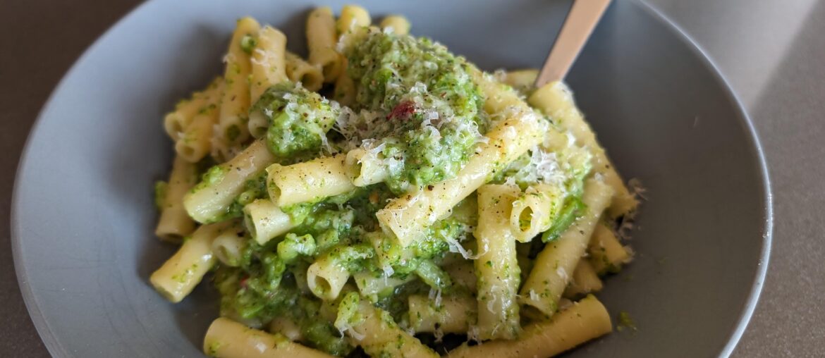 Pâtes au brocoli et piments calabrais