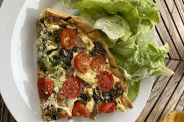 Chard, leek and tomato quiche