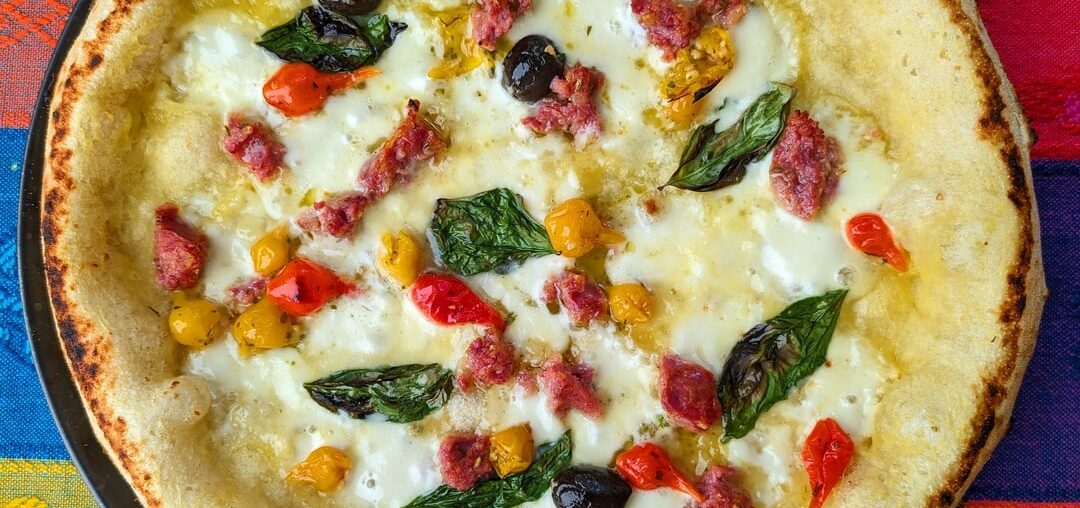 Neapolitan pizza gocce di peperoni