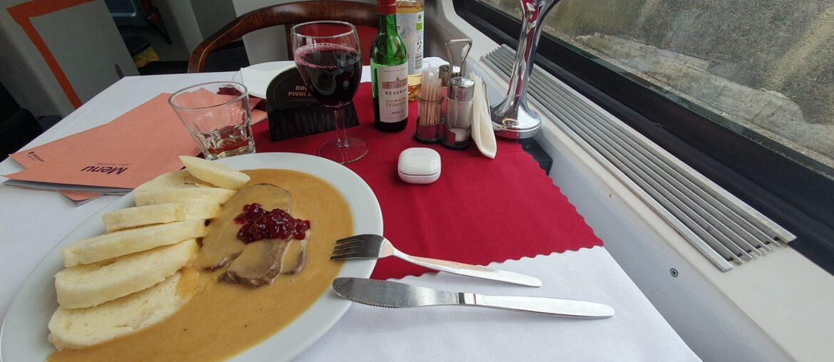 Got hungry on a train, got some svíčková