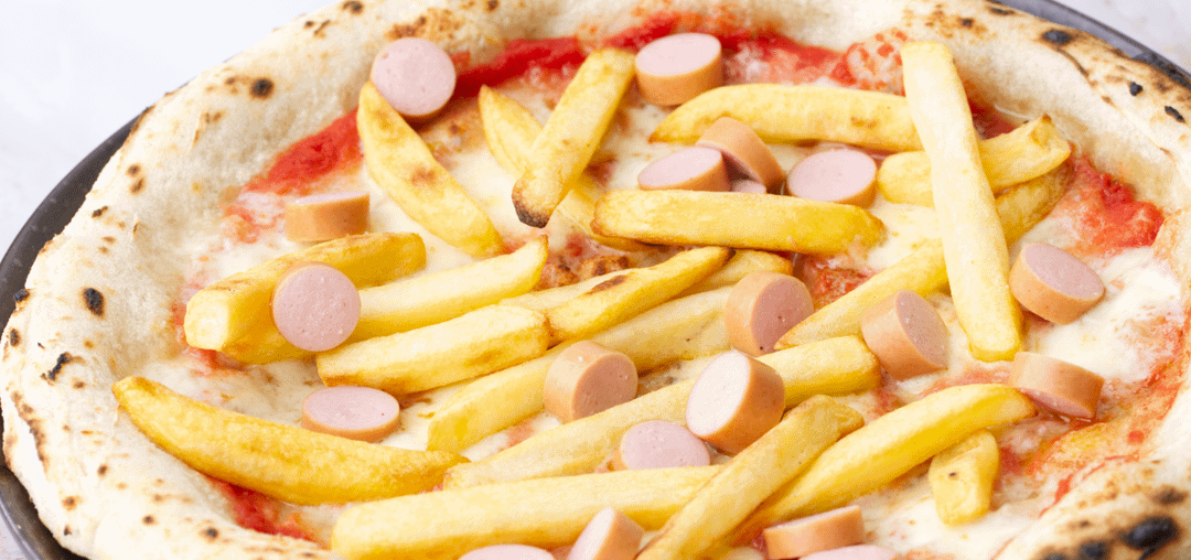 Pizza Würstel e Patatine