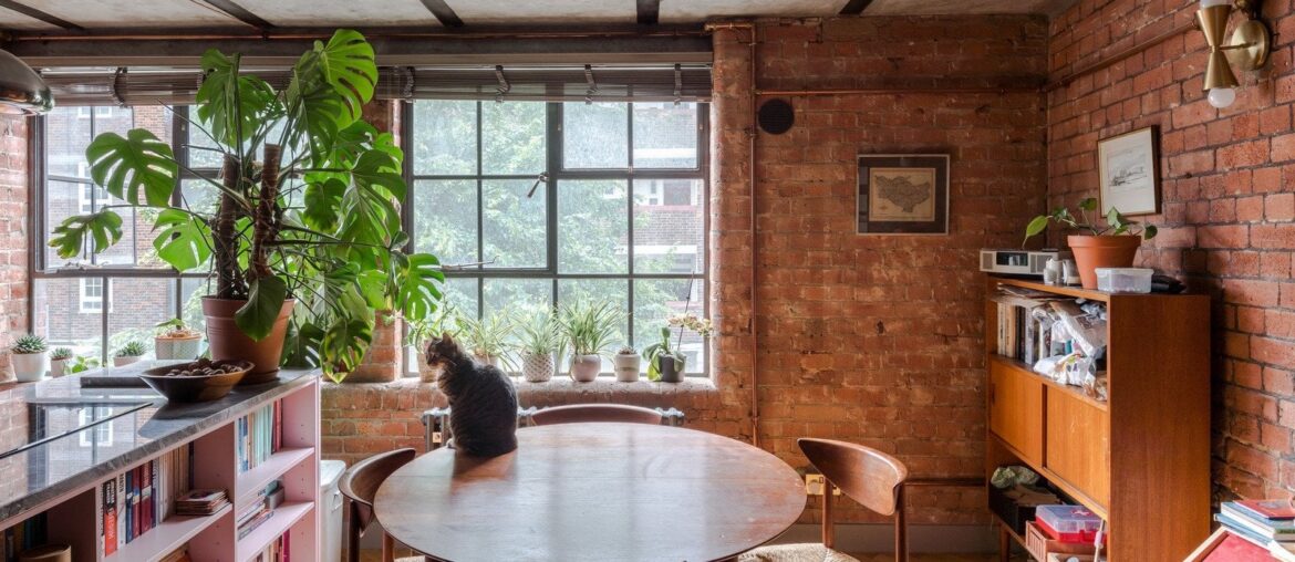 Exposed brick wall two-bedroom apartment in a converted Victorian sugar mill, Whitechapel, East End of London, UK [1600x1067]