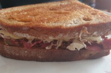 Home-cured corned beef came out beautifully. So I whipped upsome quick reubens for breakfast.