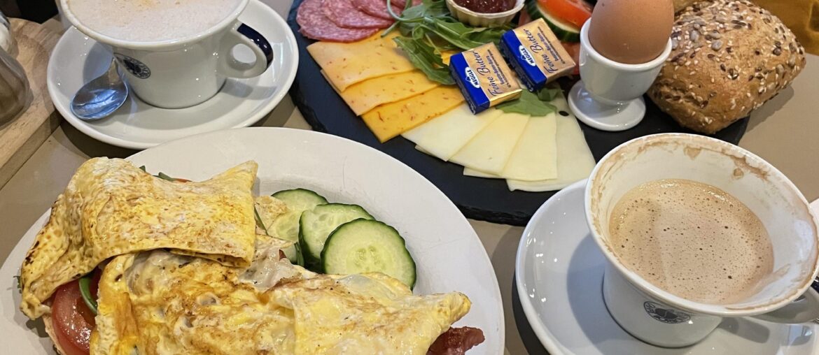 Breakfast in Cologne