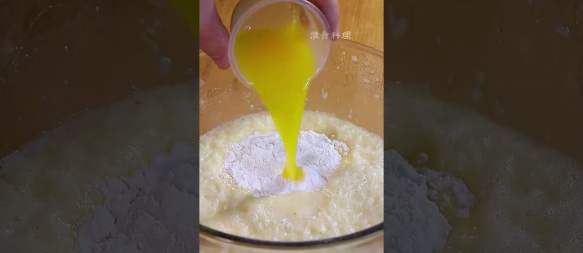 French traditional old-fashioned apple pie, sweet, soft, crispy and delicious #apple #food #shorts