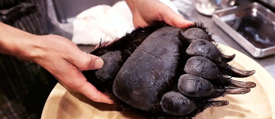 Japanese Food - GIANT BEAR PAW Tokyo Japan