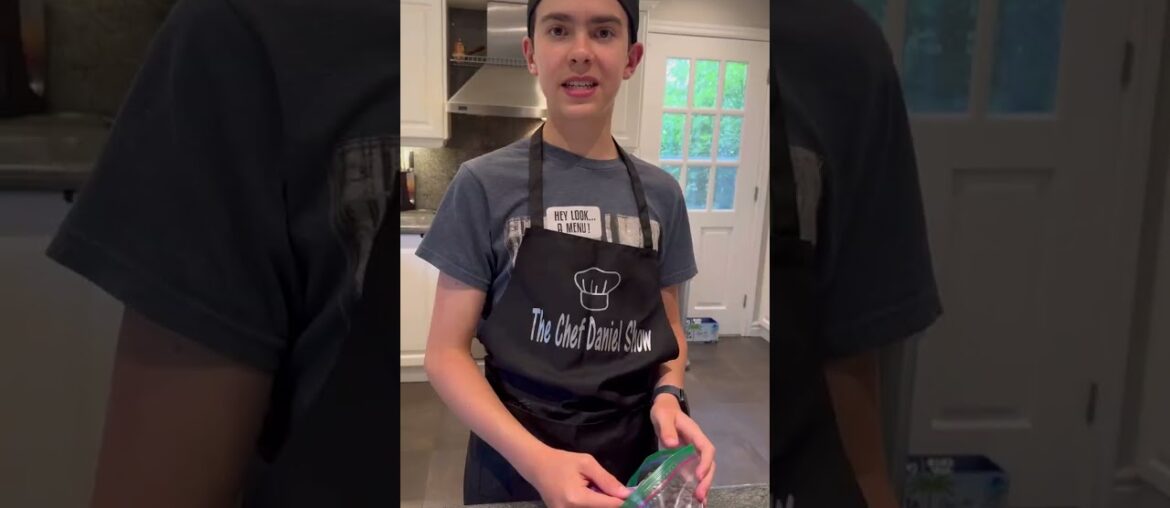 French Chocolate Chip Cream Puffs! #shorts #french #frenchbakery #cooking #chef #chocolate