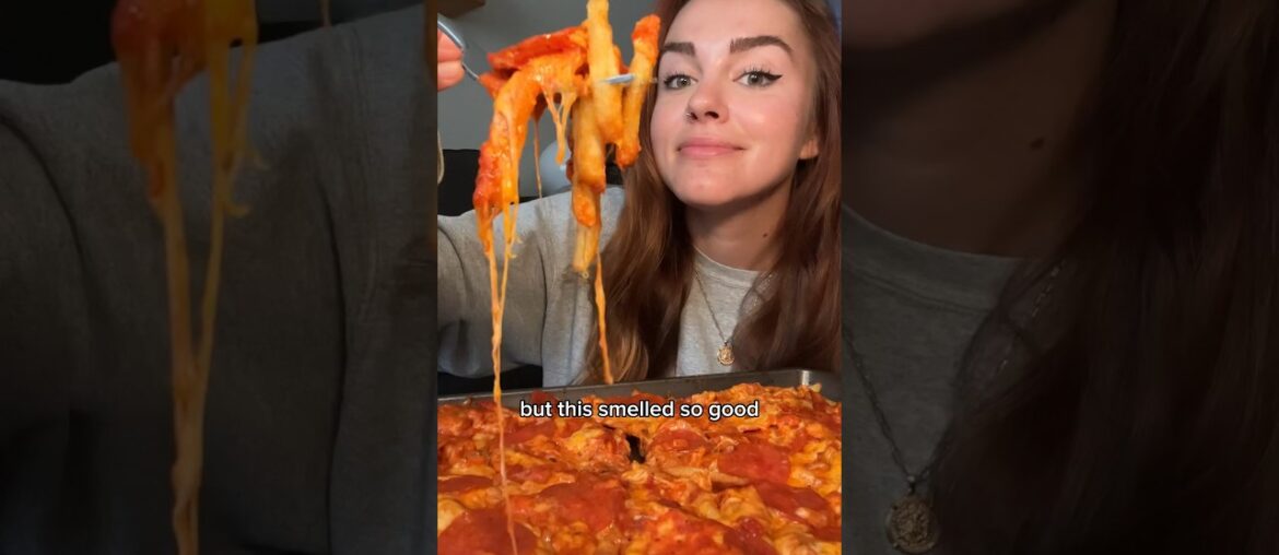 Letting my for you page decide what I eat for a day! #foodie #shorts #eating #pizza