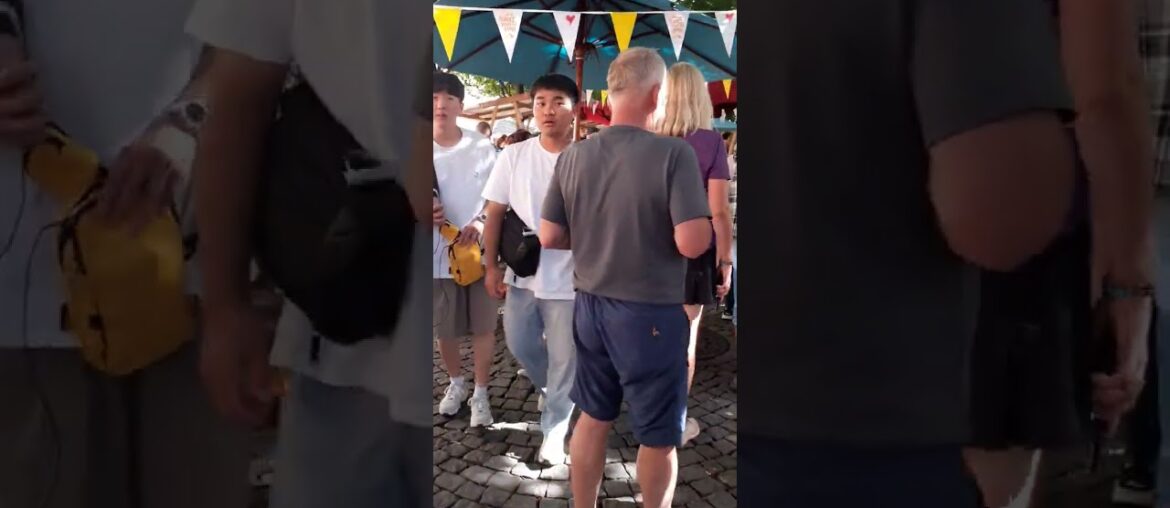 Traditional Prague French market in kampa park #prague #wine #macron #streetfood #food #seafood