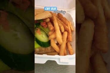 Unboxing Lunch | Tofu Bahn Mi + French Fries | Cafe Blue, Honolulu, Oahu, Hawaii, USA
