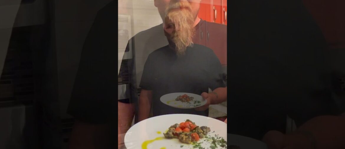 Feeding Escargot to My Kids – Chef Dad’s Family Food Adventure! Feeding Escargot to My Kids - Chef Dad's Family Food Adventure!