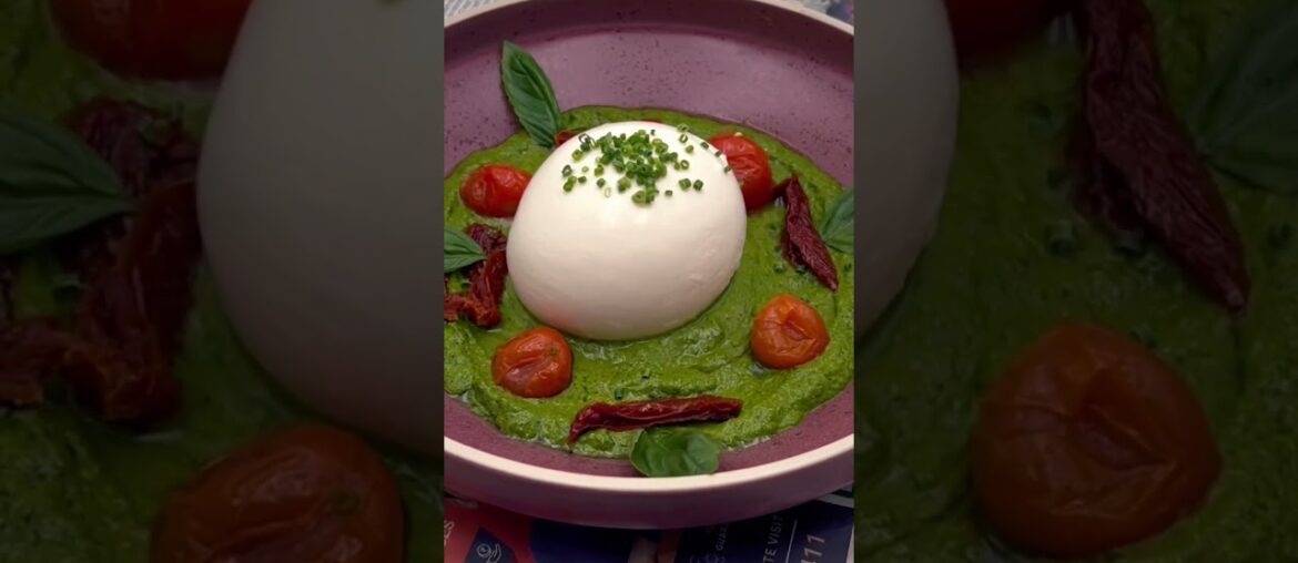 Pesto Burette Salad #pesto #salad #healthyfood  #foodphotography #foodpics #health #music #foodie