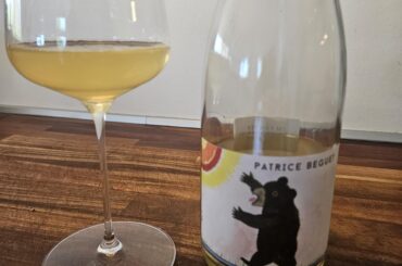 I'm Forever Blowing Bubbles Pet Nat