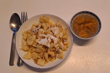 Austrian 'Kaiserschmarrn' with mirabell plum compote