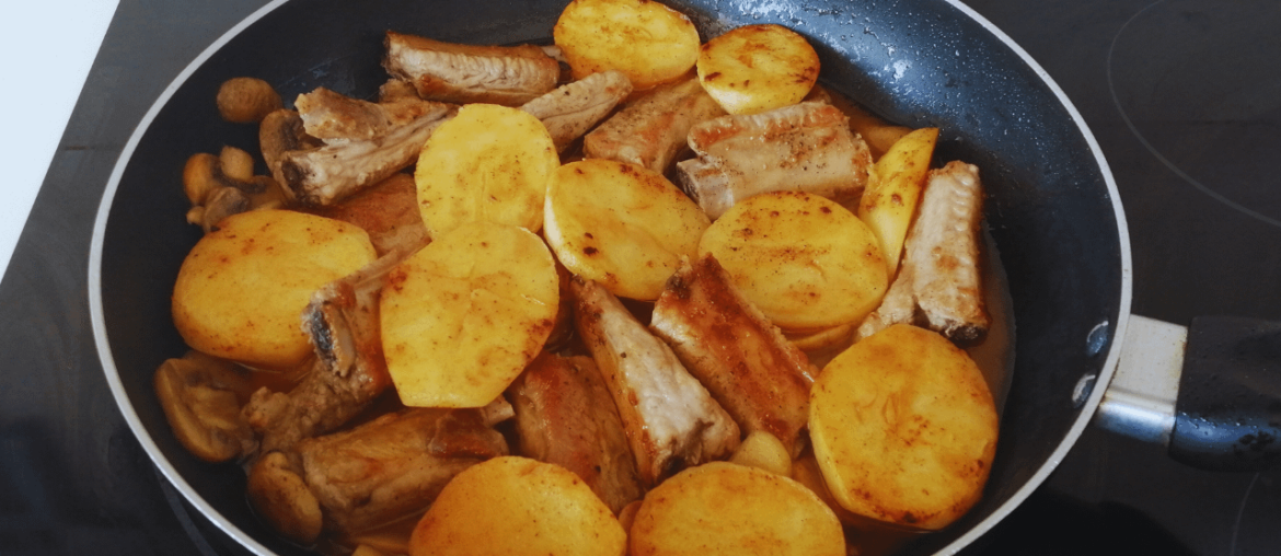 🐷Pig Ribs with 🍄Mushrooms and 🥔Leftover Boiled Potatoes