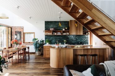 Kitchen and living space in the modern extension to a late 1800s cottage in Melbourne, Australia [1600x1024]
