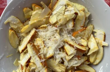 Amanita caesarea salad