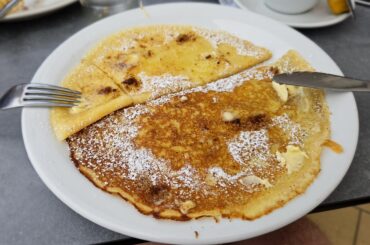 Crêpe beurre sucre//Crêpe with butter and sugar