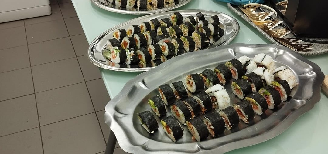 Sushis party maison pour l'anniversaire d'une amie!