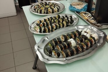 Sushis party maison pour l'anniversaire d'une amie!
