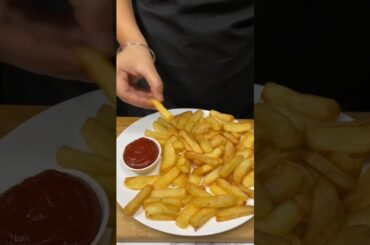 French fries with tomato ketchup #frenchfries #frenchfry #frenchfingur #frenchforbeginner #fastfood