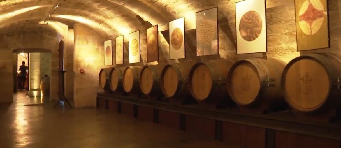 Exploring the Parisian wine cellars of Louis XIV ++REPLAY++