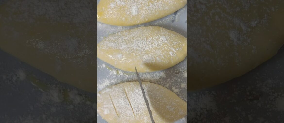 The most beautiful Bread shaping!french bread#shortsfeed