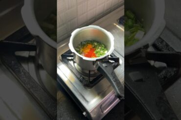 Akdam easy Recipe he ye | French beans subji #ytshortsindia #shortsvideo #foodblogger #cooking