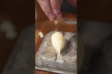 How To Do A Quenelle & Rochet