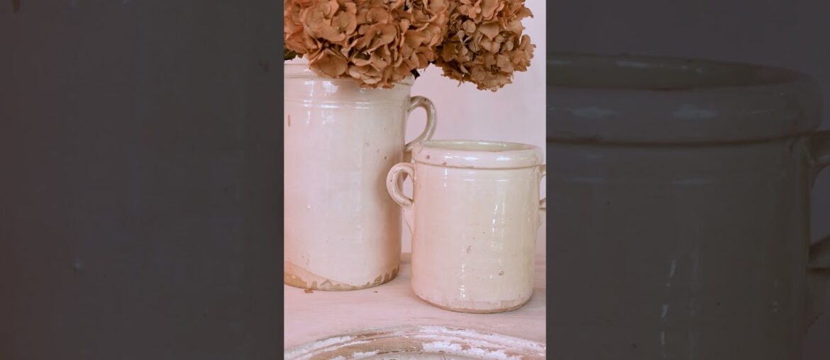 Timeless Elegance: Antique Dining Room Decor