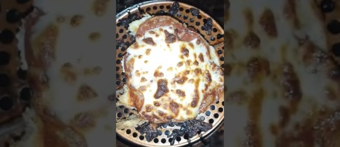 Pizza on French Bread in the Airfryer