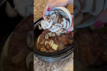 Mississippi French Dip Sandwiches RECIPE on dinnerin321.com #recipe #delicious #easyrecipe #yummy