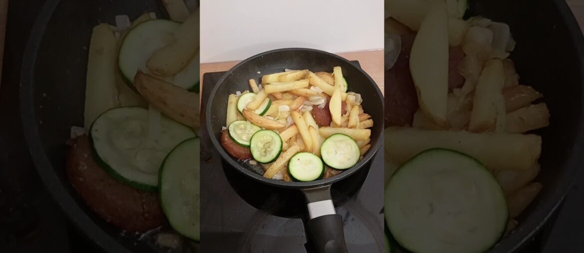 French fries with zucchini and onions #asmr #food #asmrcooking #cooking #veganfood #vegatarian