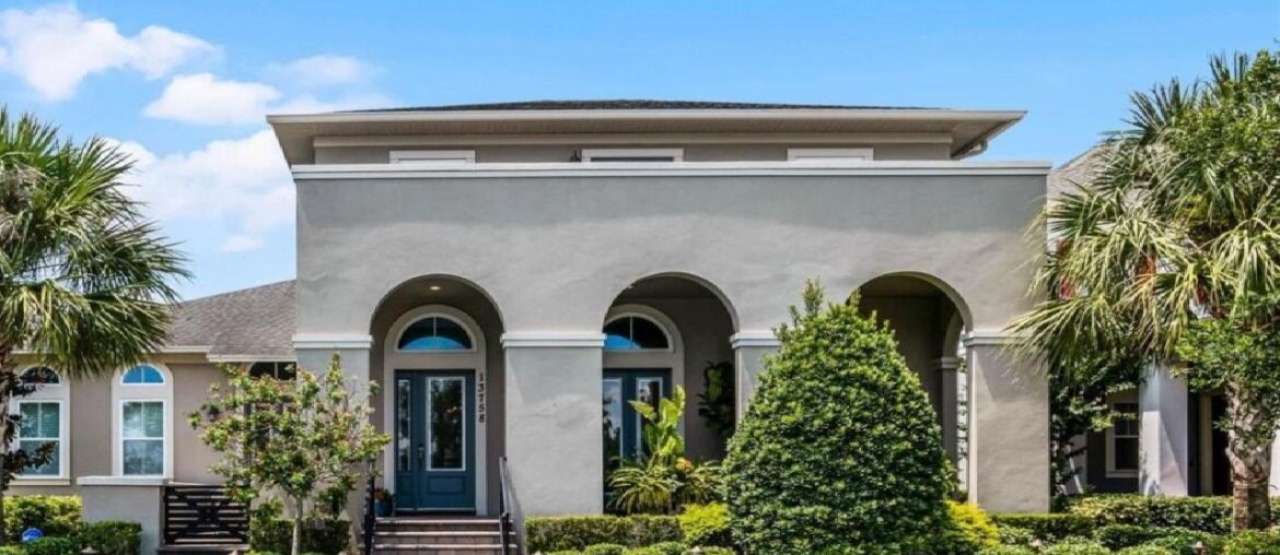 13758 BRIAND AVENUE, ORLANDO, FL Presented by Kathy Hereford Homes.