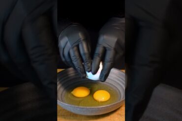 Who will eat this? #shorts #shortsasmr #shortsrecipe #fallrecipes #applepiefrenchtoast #easyrecipe