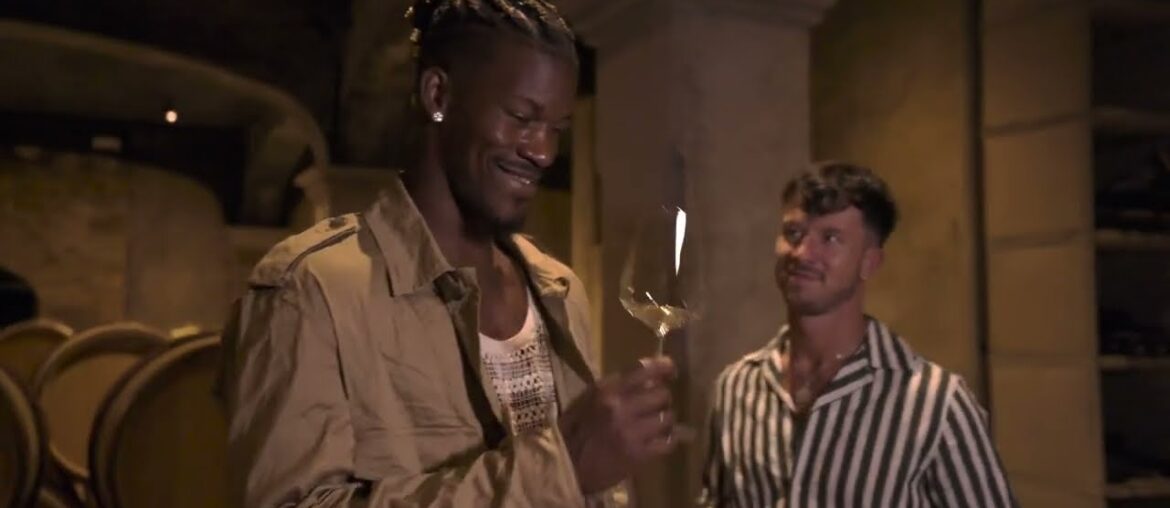 Burgundy, France : Wine tasting as its finest Burgundy, France : Wine tasting as its finest