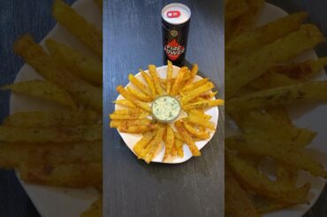 MAKE A GOLDEN AND DELICIOUS FRENCH FRIES. God how delicious. #shorts #potato #golden #frenchfries