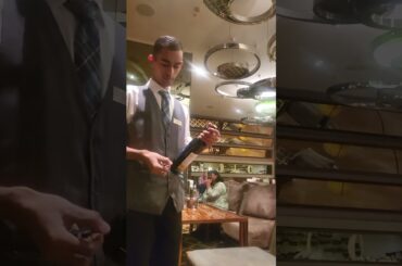 UNCORCKING A FRENCH RED WINE IN PULLMAN#winelovers #winetasting #foodanddrink #yummyfood