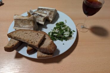 Roasted marrow bones with parsley salad. Manhattan as aperetive