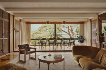 Dining space with ocean views in a renovated mid-century home, Sorrento, Mornington Peninsula, Victoria, Australia [3000x2250]