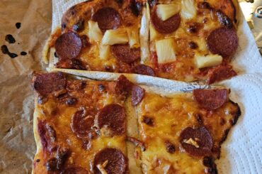 Last day of summer break means sourdough pizzas, with lots left for tomorrow's lunchboxes. Youngest kiddo wanted pineapple; please don't judge
