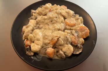 Blanquette de poulet avec la sauce blanche du chef (Etchebest)