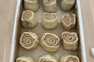 Cinnamon rolls