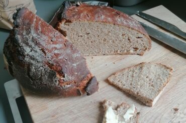 fresh baked Rye sourdough bread with Butter&Salt