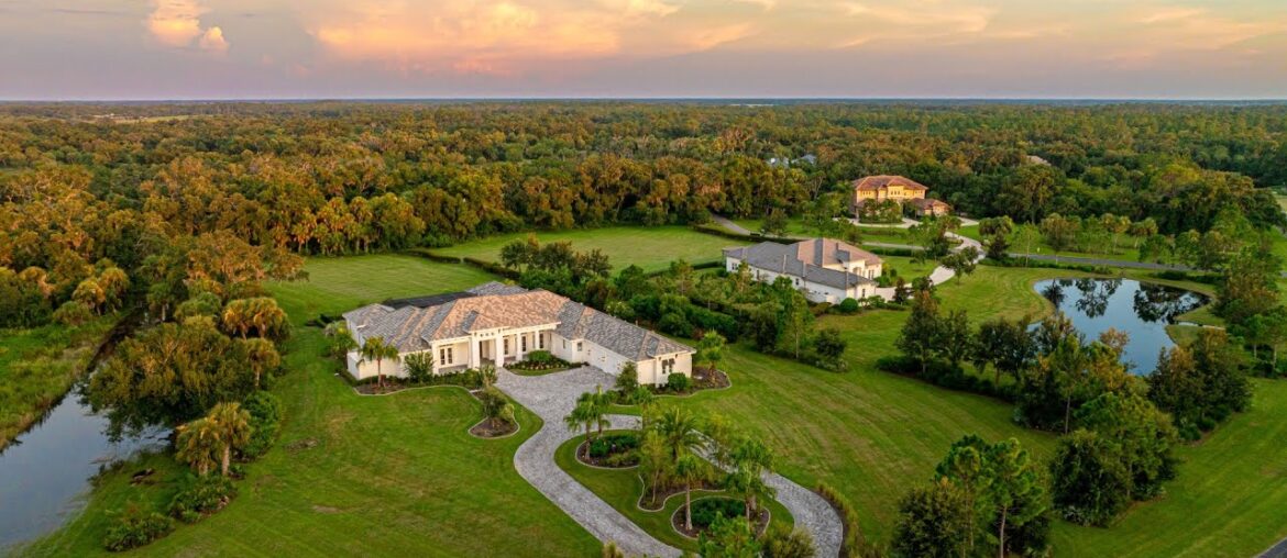 9060 Swaying Branch Road Sarasota, FL | ColdwellBankerHomes.com