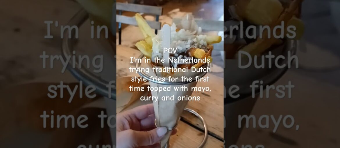 Mayo, Curry & Onions on Fries