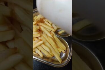 French fries khaoge #frenchfries #snacks #food #foodie #ytshorts #viralvideo #viralshorts #shorts